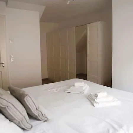 Beautiful Design 2 Bedroom Loft Apartmán