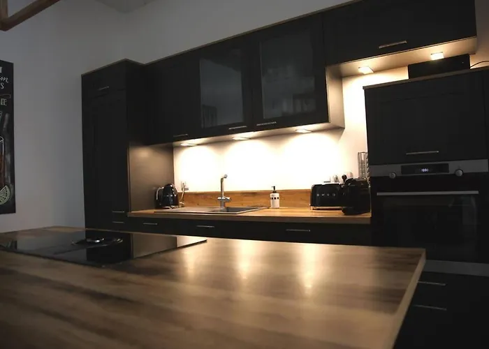 Beautiful Design 2 Bedroom Loft Apartament *