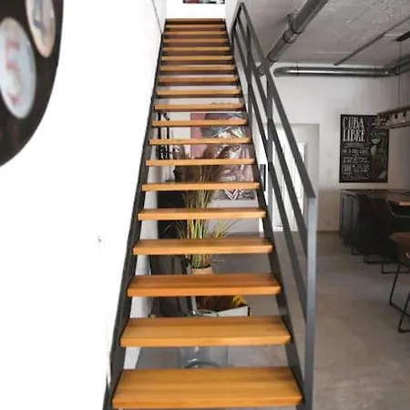 Beautiful Design 2 Bedroom Loft 아파트