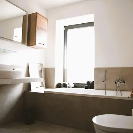 Beautiful Design 2 Bedroom Loft