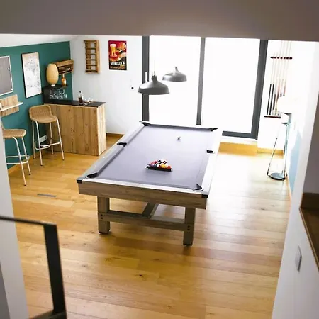 아파트 Beautiful Design 2 Bedroom Loft Mertert