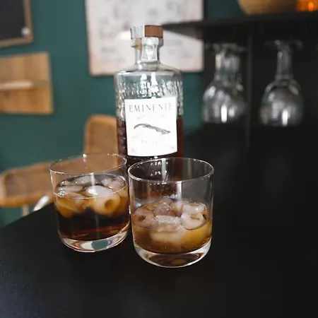 Beautiful Design 2 Bedroom Loft 아파트 Mertert