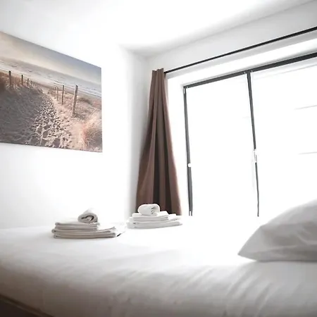 아파트 Beautiful Design 2 Bedroom Loft Mertert