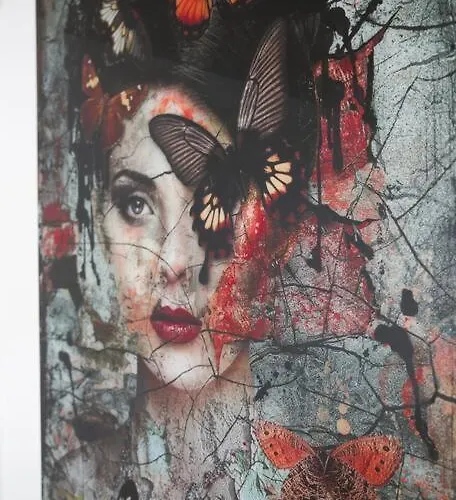 Beautiful Design 2 Bedroom Loft