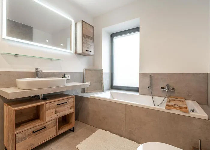 Beautiful Design 2 Bedroom Loft Διαμέρισμα *